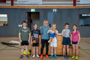 Read more about the article Action pur in der Großsporthalle: Das Floorballturnier ist zurück!